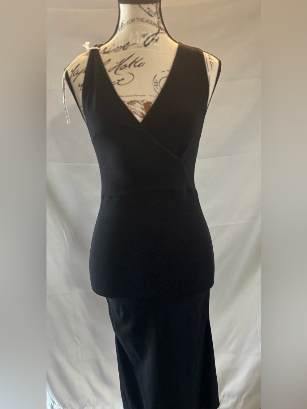 Momcozy Black Sleeveless Seamless Maternity Nursing Dress Stretchy Size Medium